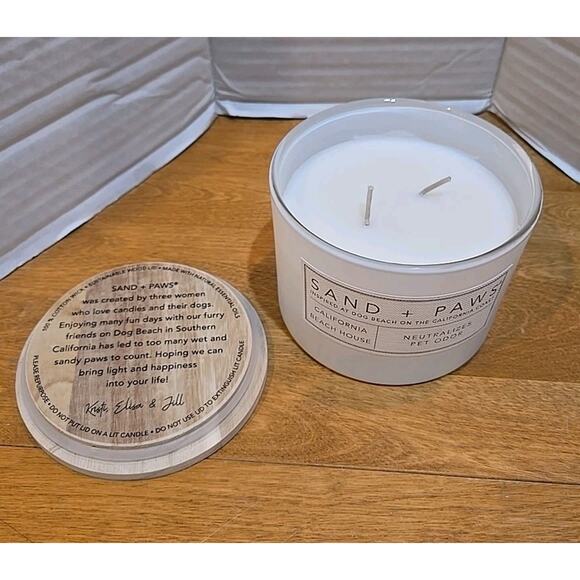 Sand & Paws California Beach House Two Wick Candle 12oz Neutralizes Pet Odor New - Picture 4 of 8